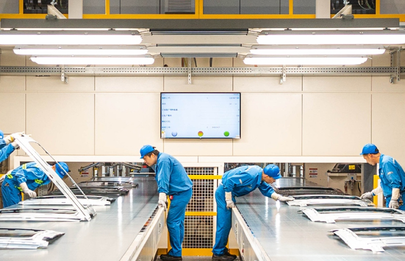 LG07Q AC220-240V Yüksek verimli enerji tasarrufu sağlayan LED TRI-geçirmez ışık